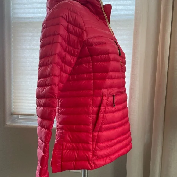 NWOT Stio Women's Vibrant Pink Puffer Down Pullover - Picture 3 of 11